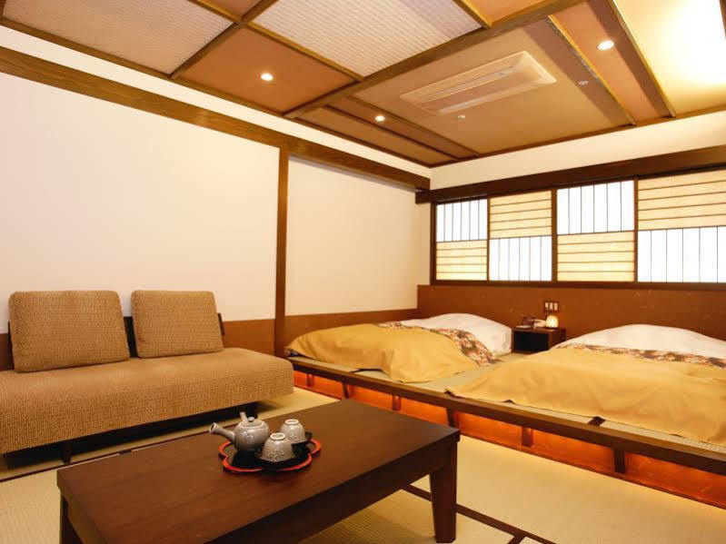 Hotel Tosagyoen à Kōchi Extérieur photo