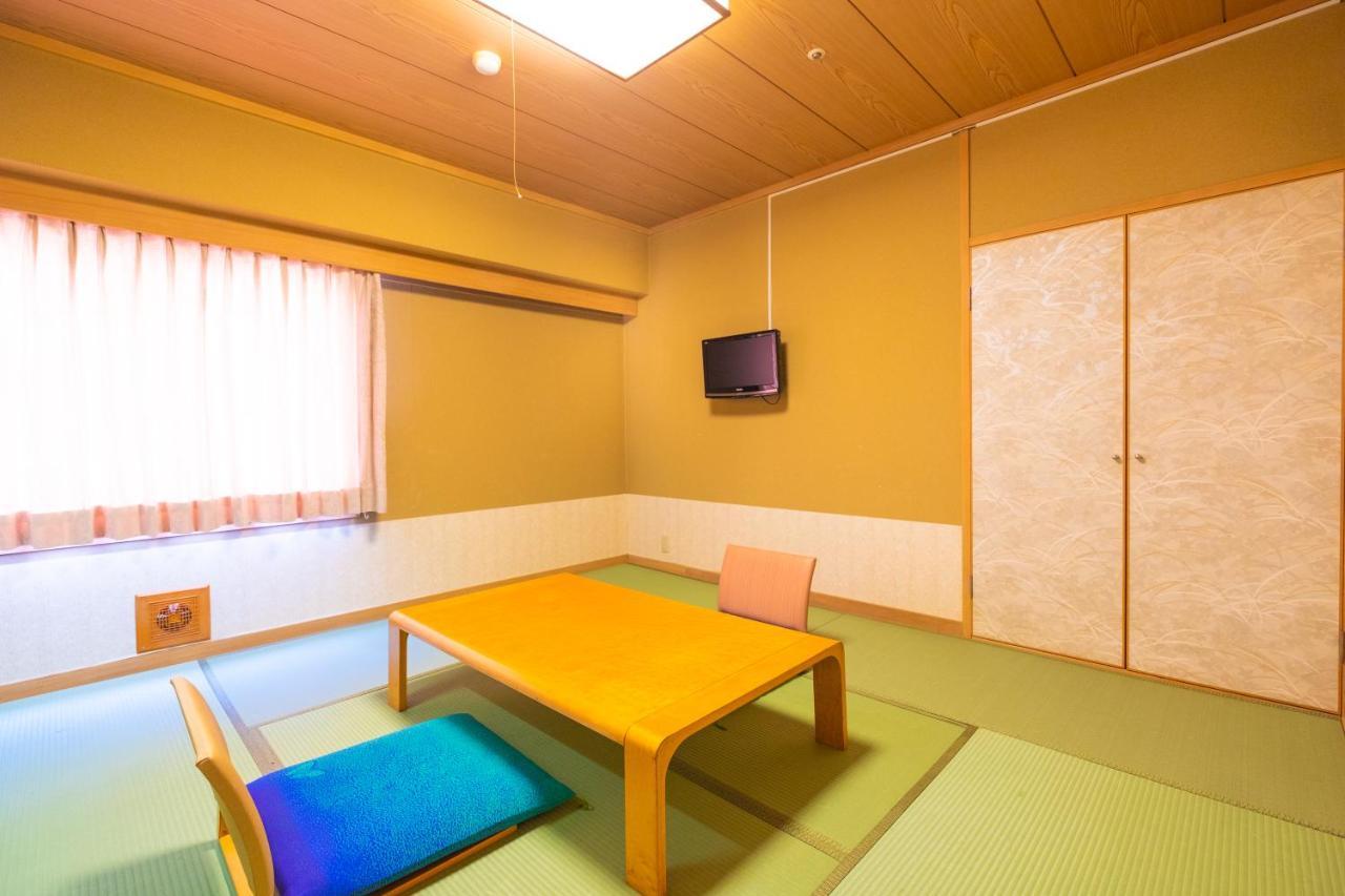 Hotel Tosagyoen à Kōchi Extérieur photo