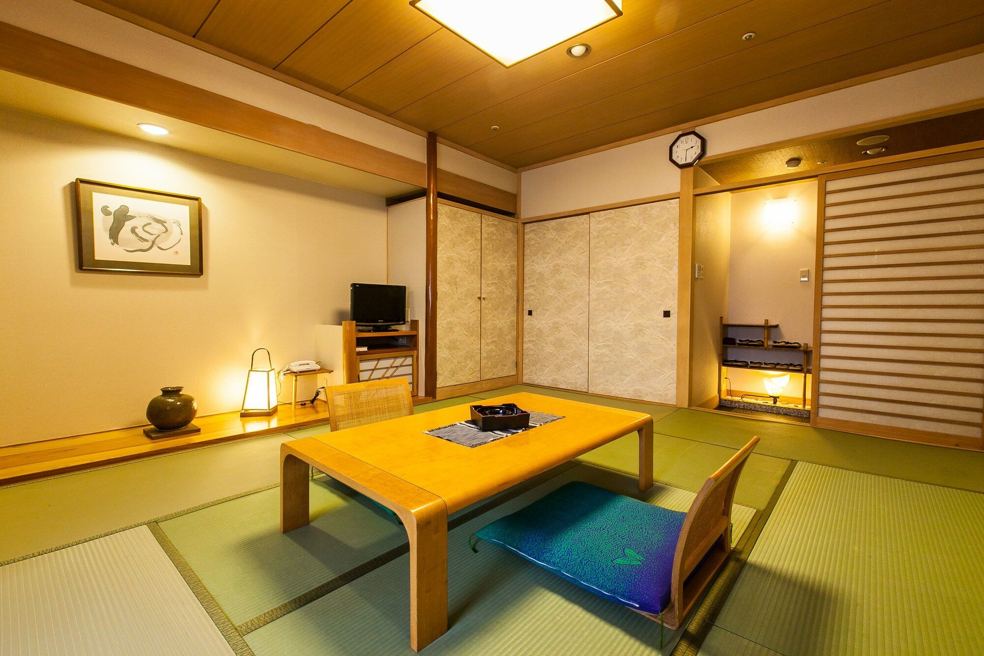 Hotel Tosagyoen à Kōchi Extérieur photo